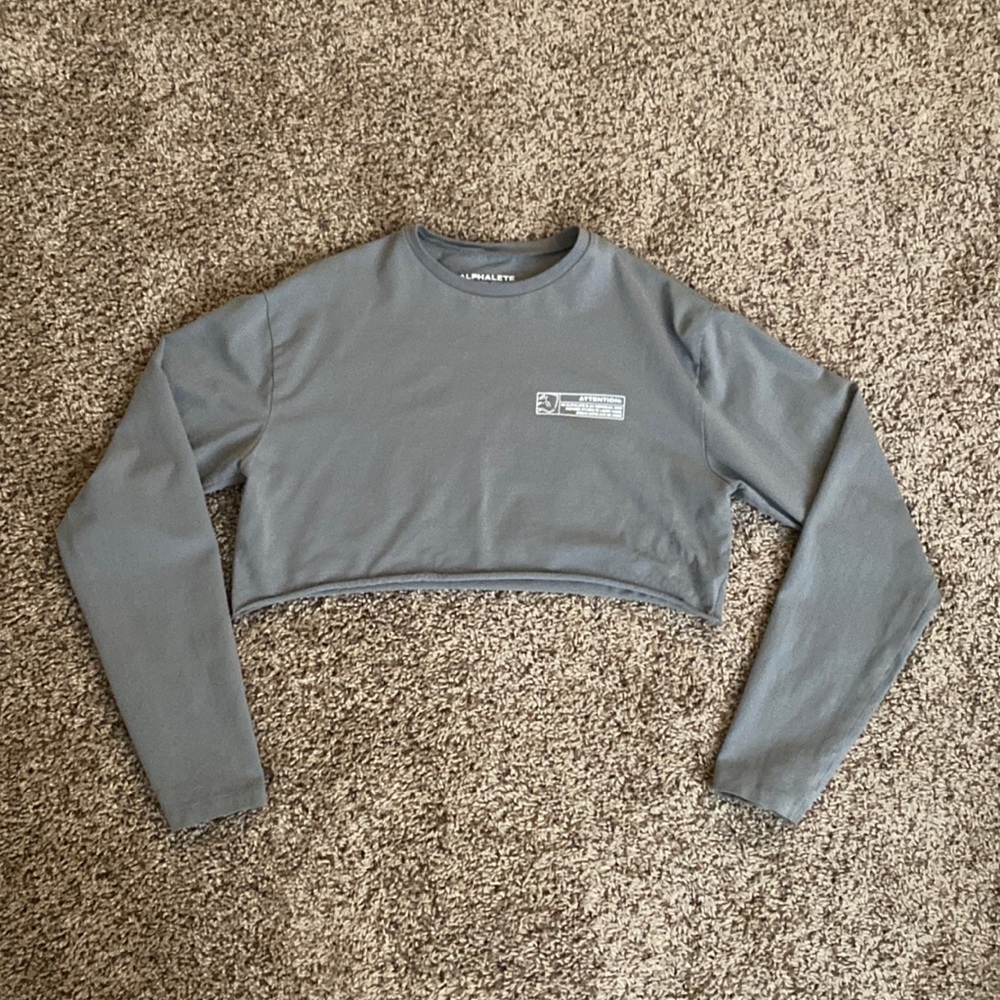 Alphalete Long sleeve crop